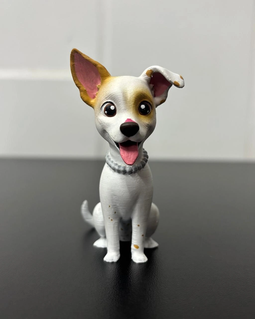 Miniatura 3D da cadela Lina criada a partir da fotografia de referência.